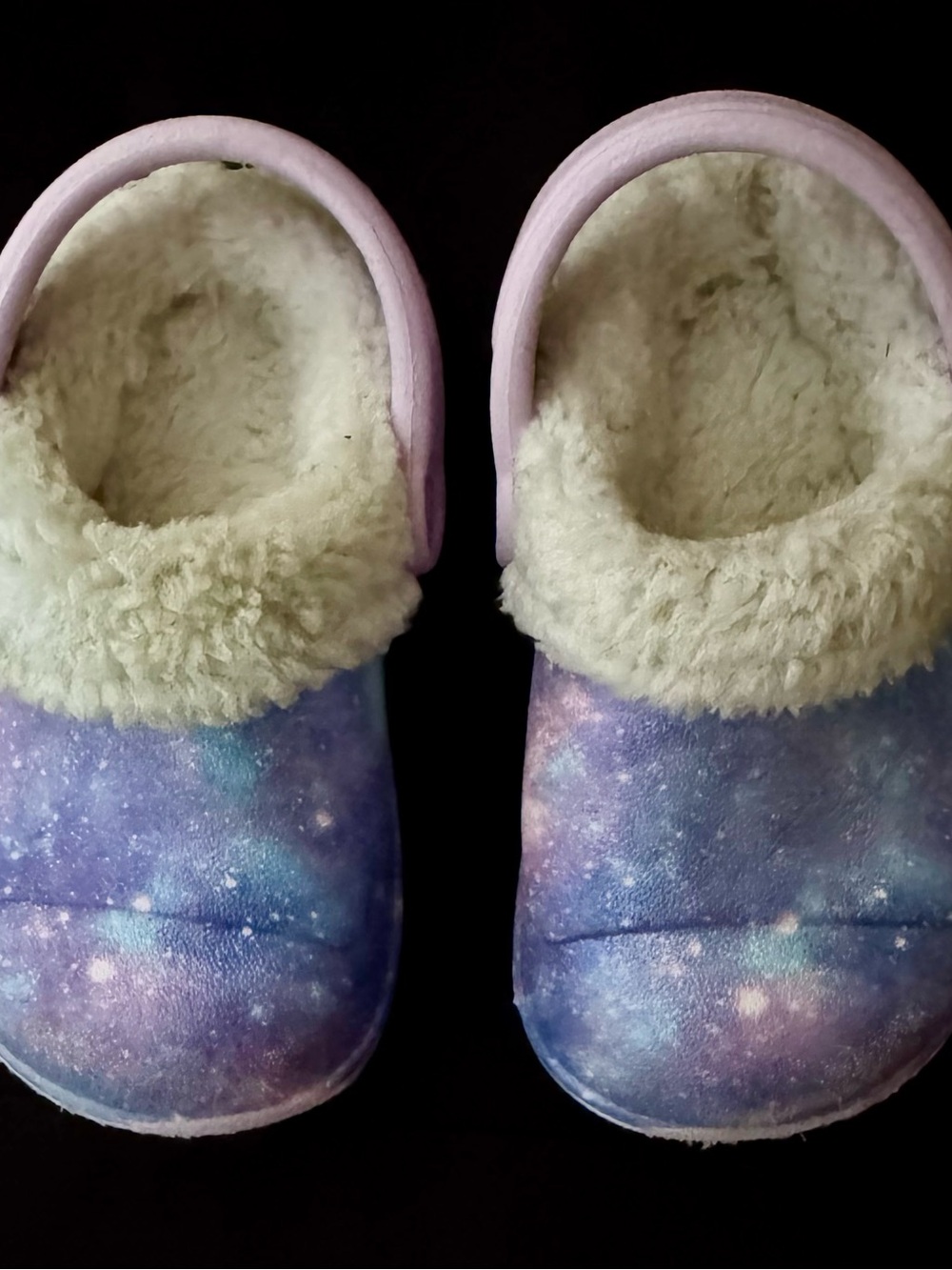 Stride Rite Kids Galaxy Print Fleece One-Piece Slippers - Lavender